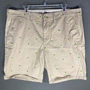 Old Navy Ultimate Slim‎ Mens Shorts Size 40 Beige Pineapple Print Casual